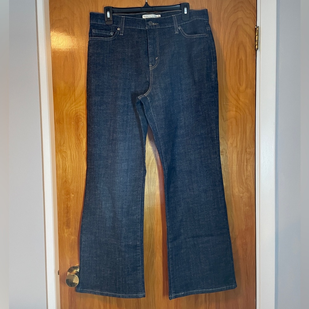 LEVI’S Women’s Perfectly Slimming Bootcut 512 Denim Jeans Size 14S NWOT